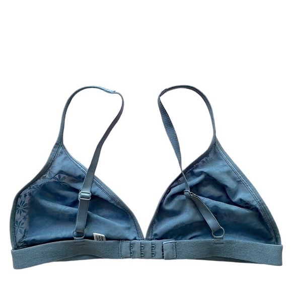 GAP Lace Bralette Cornflower Bainbridge blue, Bare natural bra. Size Medium - Picture 4 of 9